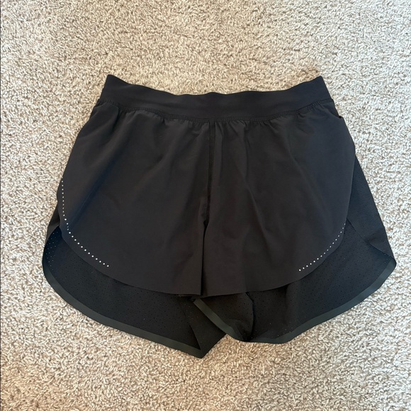 lululemon athletica Pants - Lululemon Original Find Your Pace Short 3”